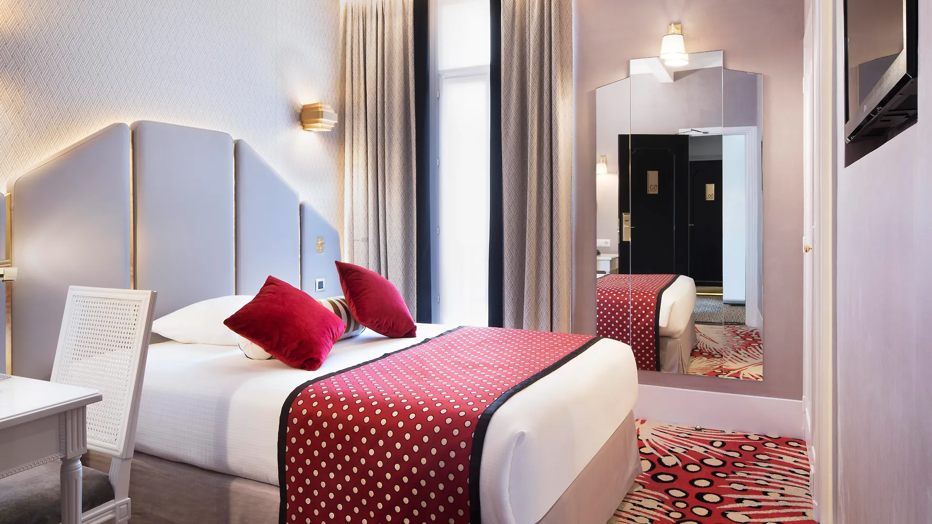 Hotel Victor Hugo Kleber 4*