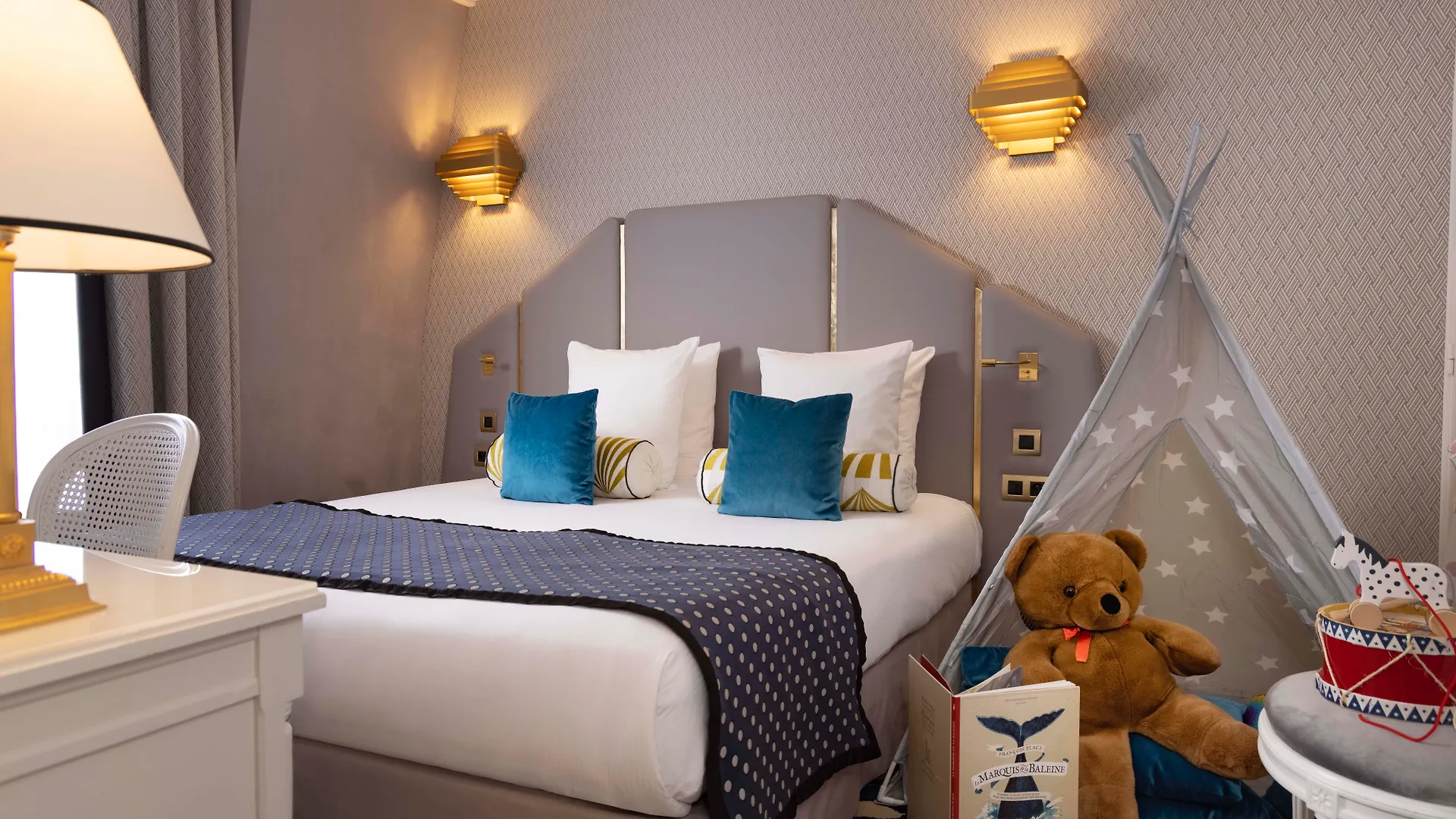 Hotel Victor Hugo Kleber 4*