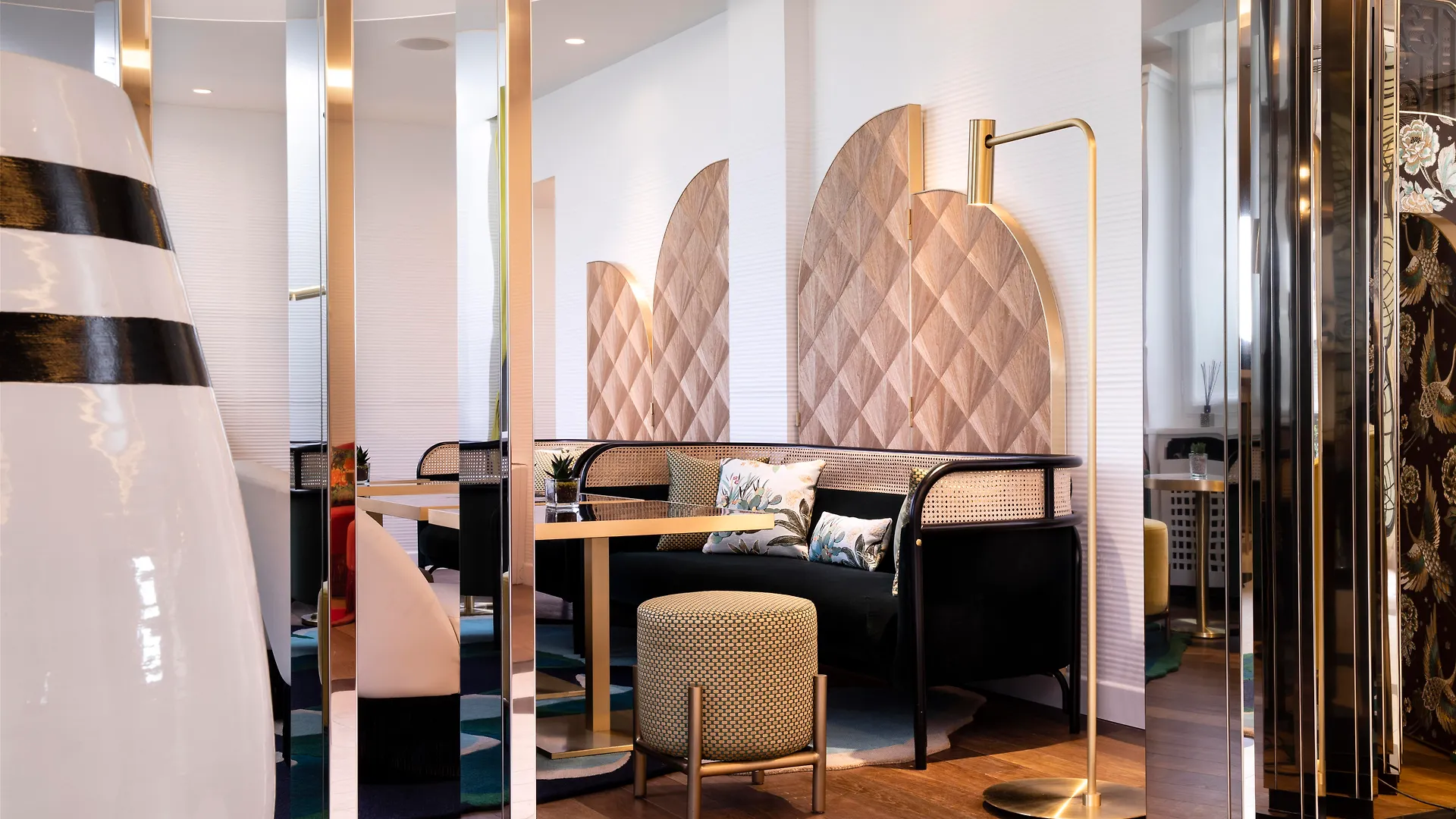 Victor Hugo Kleber 4* Paris