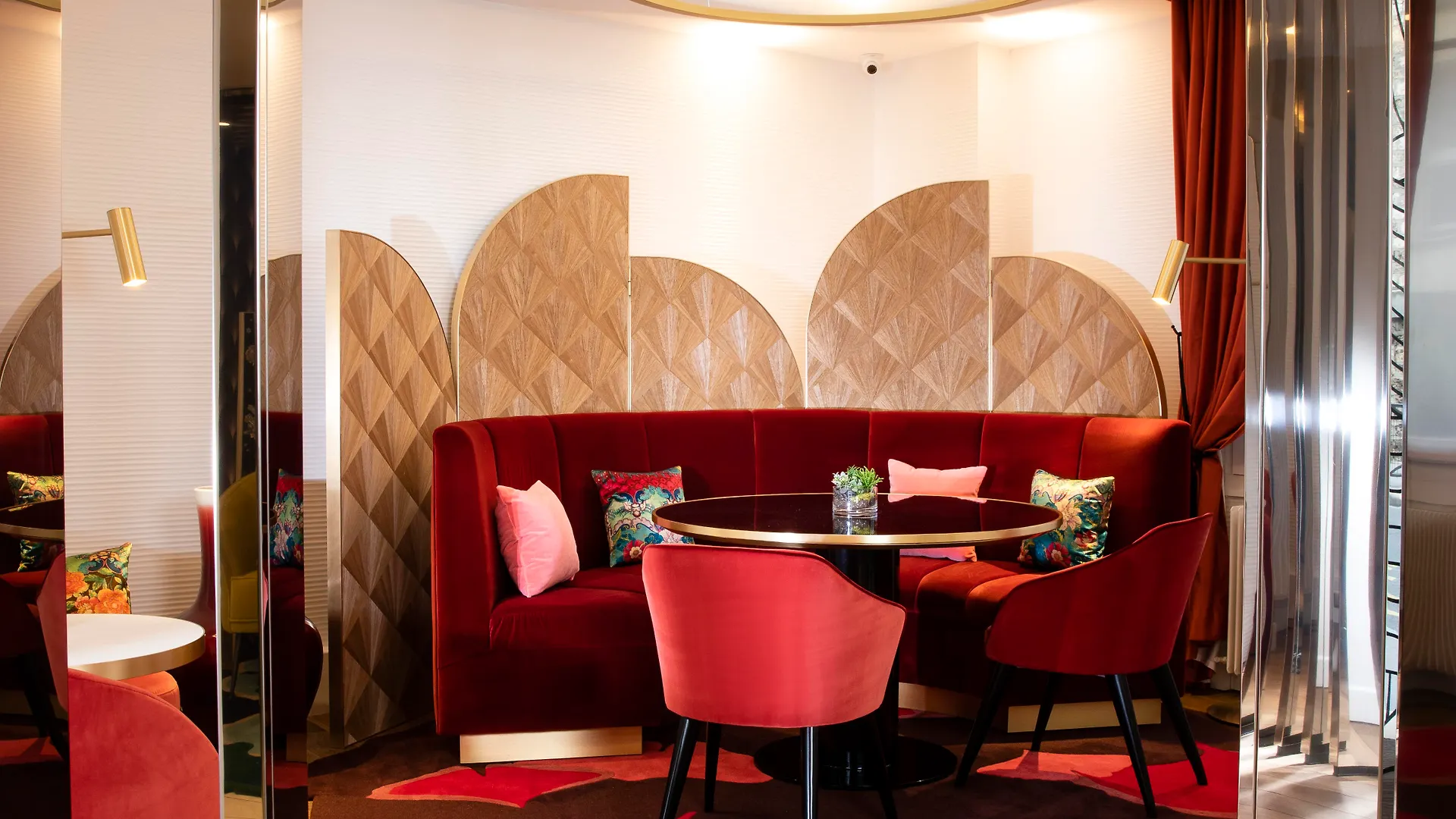 Victor Hugo Kléber 4* Paris