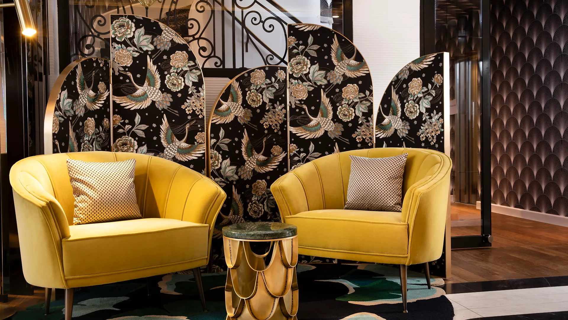 Victor Hugo Kléber Hotel Paris