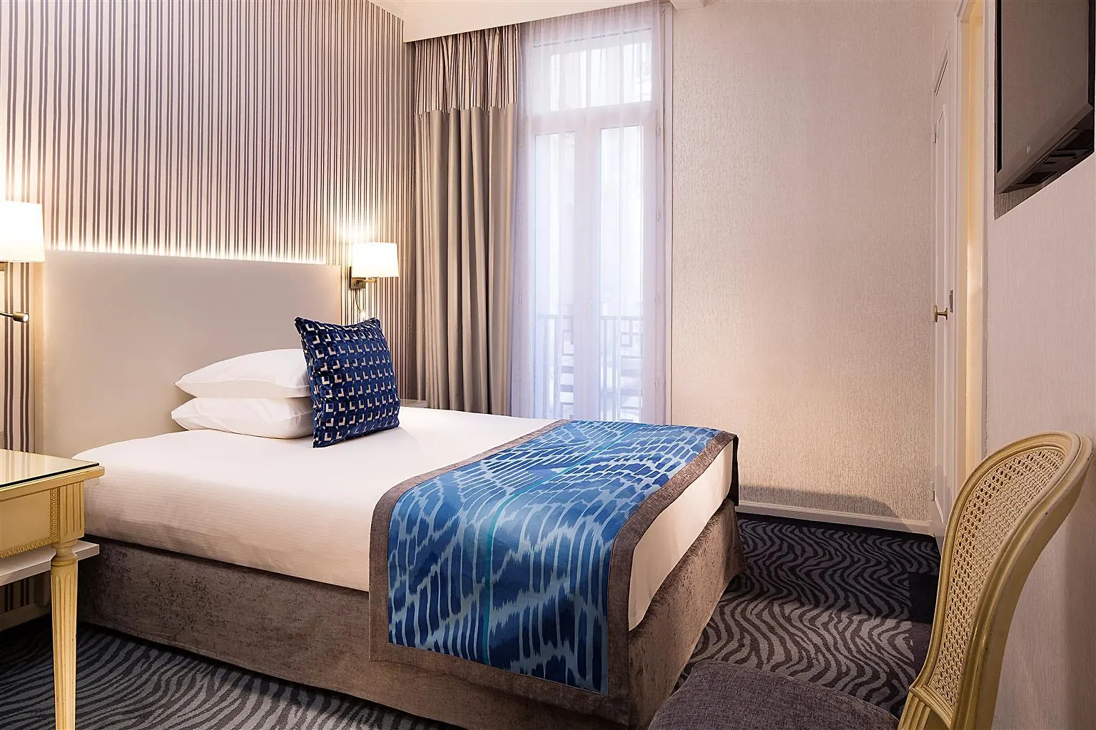 Hotel Victor Hugo Kléber Paris
